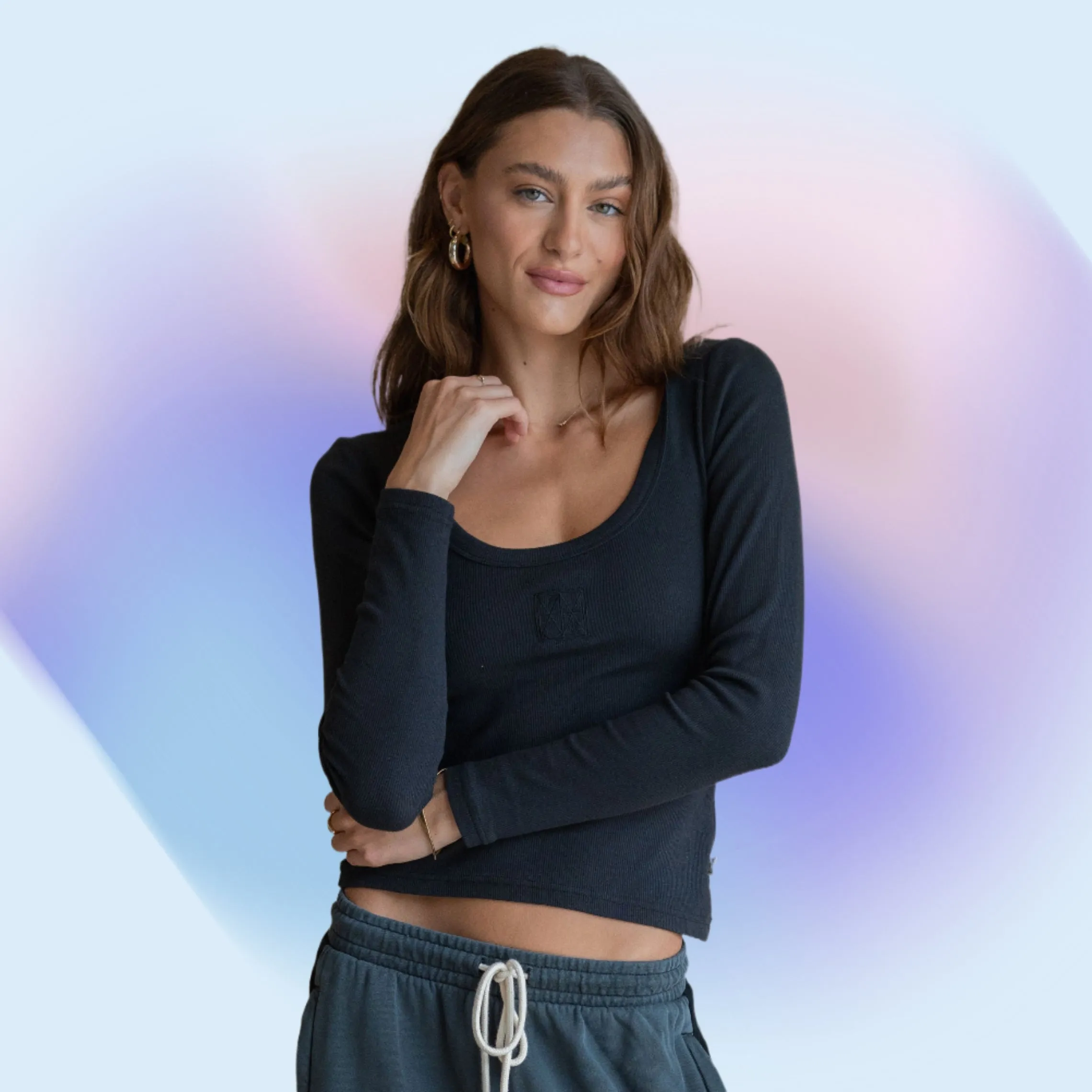 ARAMINTA JAMES Womens Monogram Long Sleeve Top Noir