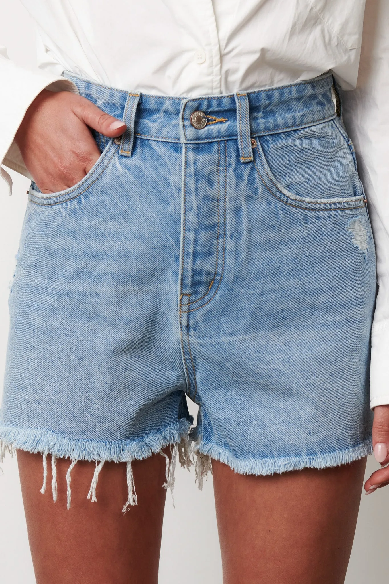 BAYSE BRAND Womens Malibu Denim Short - Hollywood Blue
