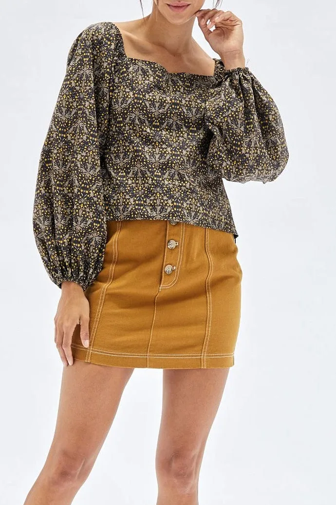 MINKPINK Womens Yasamin Puff Sleeve Top - Black/Gold