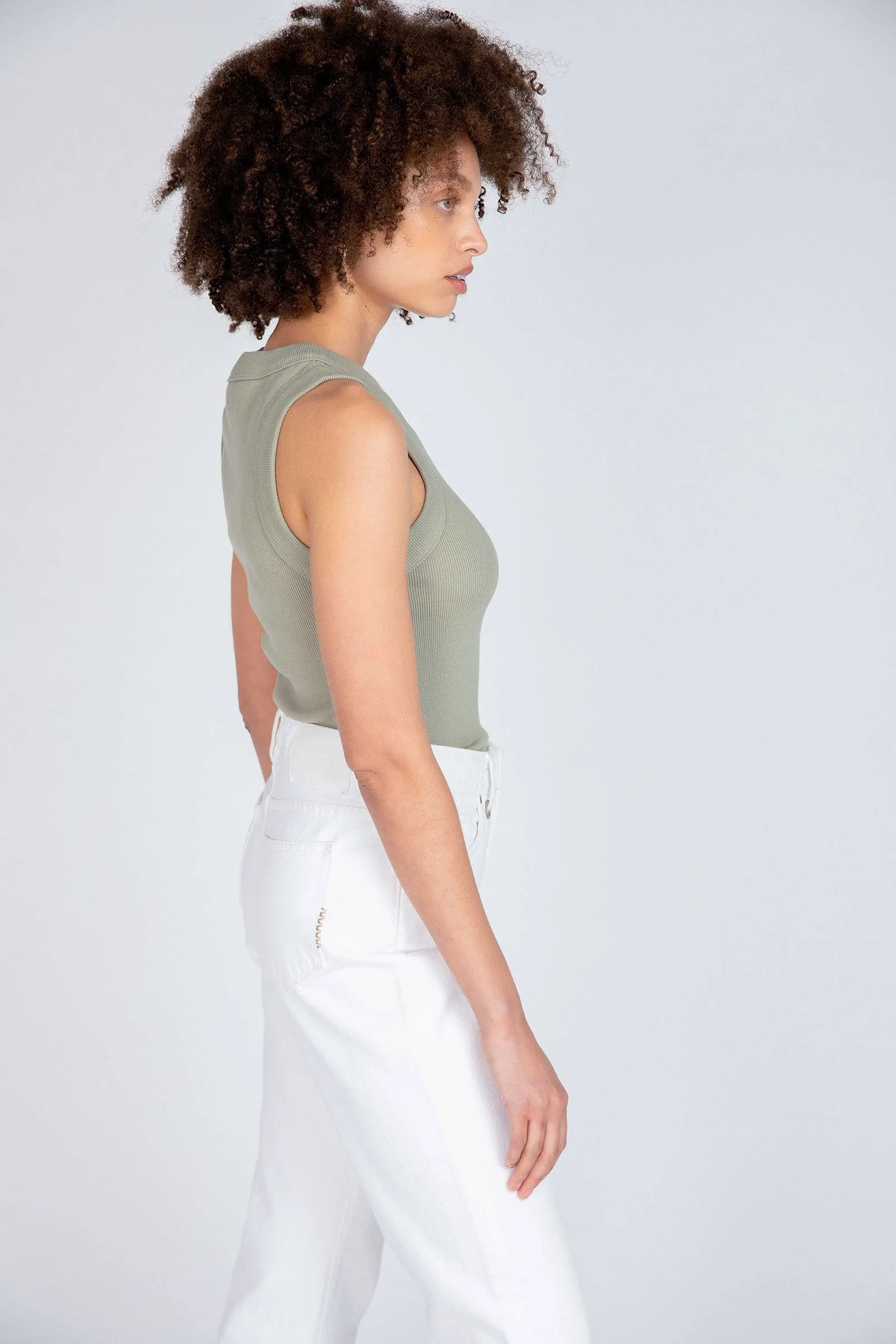 Neuw WOMENS JONESY SINGLET - OIL GREEN
