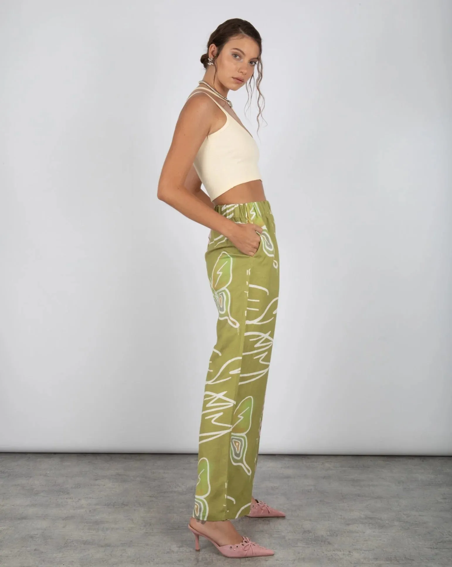 SUMMI SUMMI Womens Linen Pants - Graffiti Butterfly Khaki